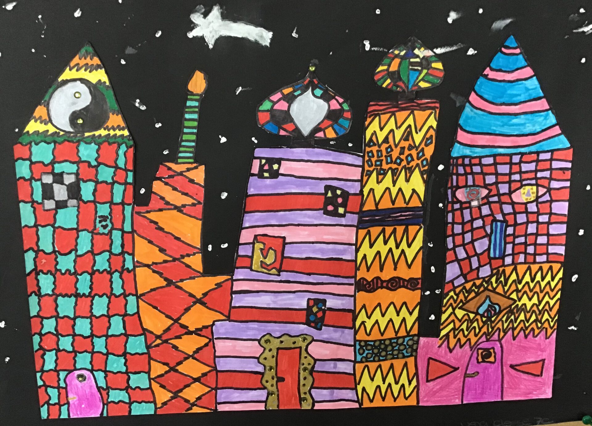 Häuserreihe nach Hundertwasser – Friedensschule Hamm